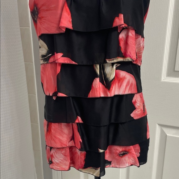 White House Black Market Black & Pink Floral Tank Top with Layered Front Size M - Picture 4 of 10